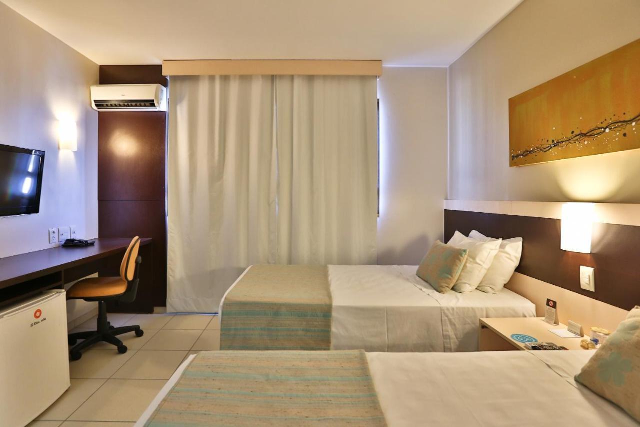 Comfort Hotel Goiânia Buitenkant foto