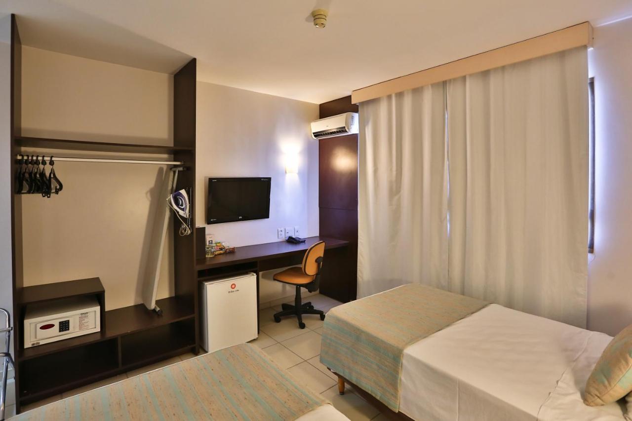 Comfort Hotel Goiânia Buitenkant foto