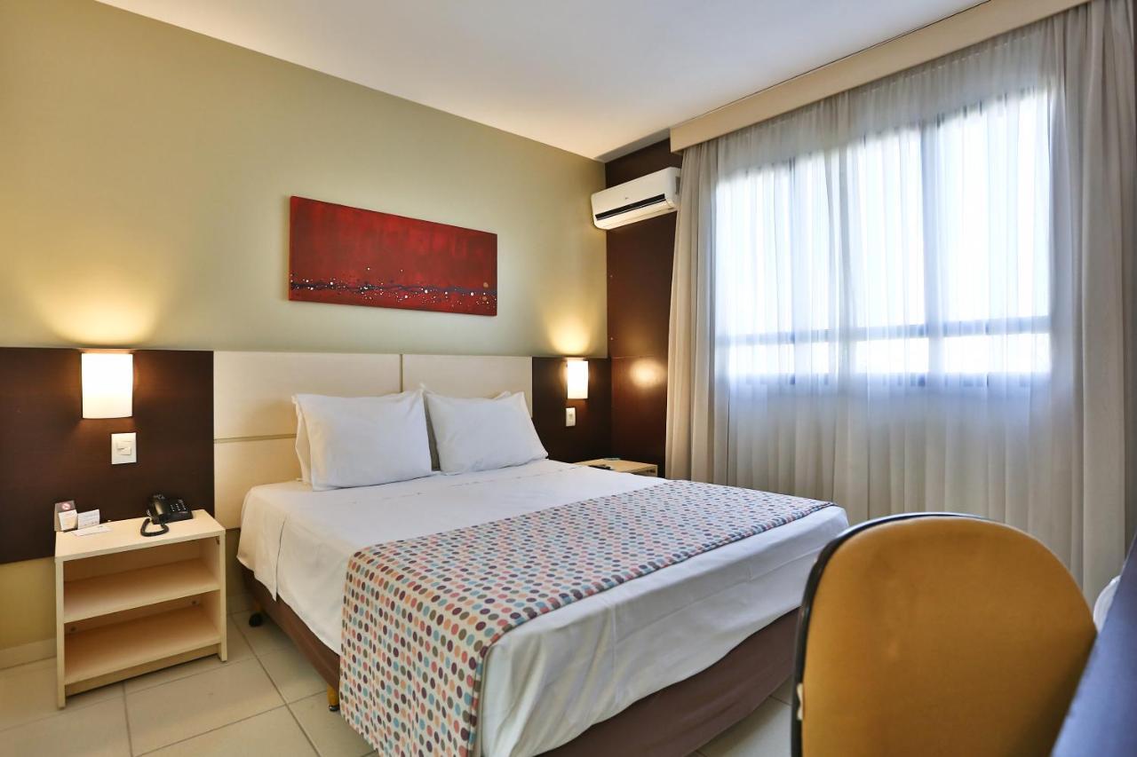 Comfort Hotel Goiânia Buitenkant foto