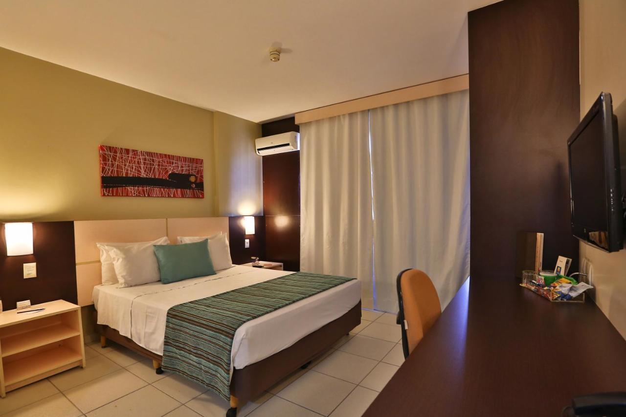 Comfort Hotel Goiânia Buitenkant foto